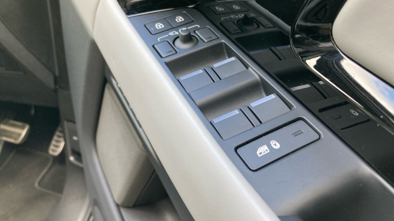 Land Rover Range Rover Evoque 2.0 D200 Autobiography 5dr Auto [Revised] Diesel Hatchback